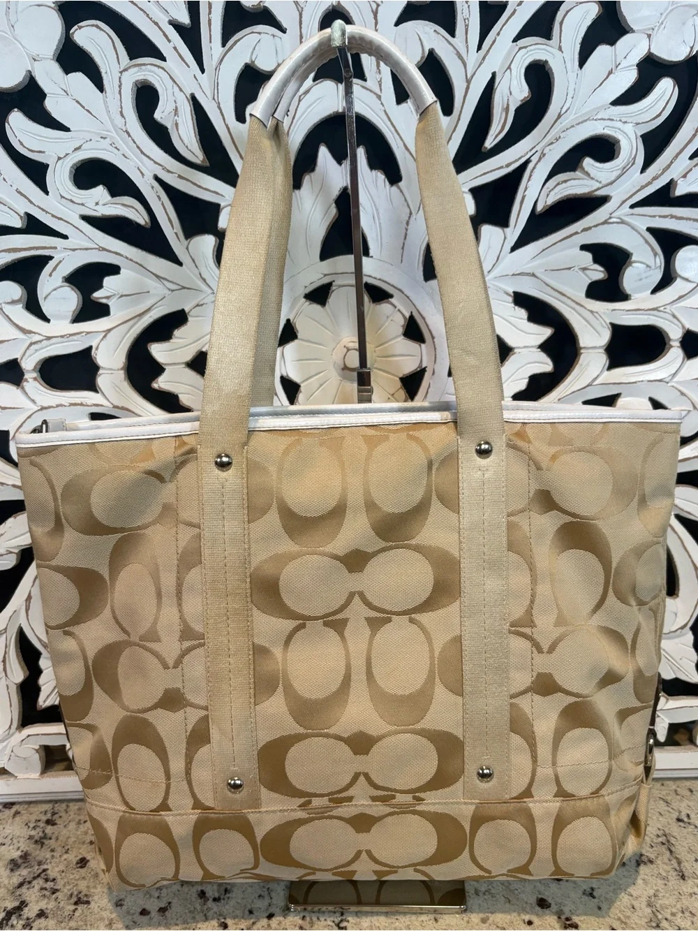 Coach Daisy F16554 Tan & White Signature Canvas Tote
